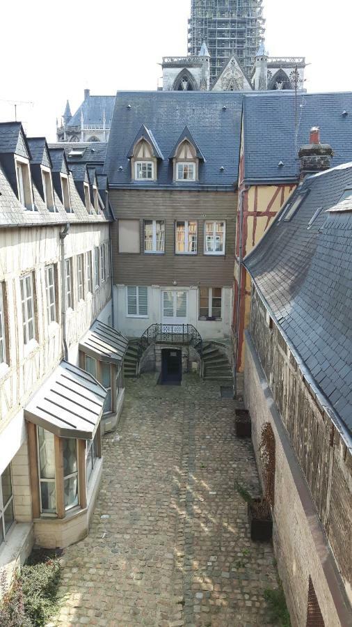 Centre Historique L'Authentique Saint Nicolas Ou Le Bourdon De La Cathedrale Rouen Exteriér fotografie